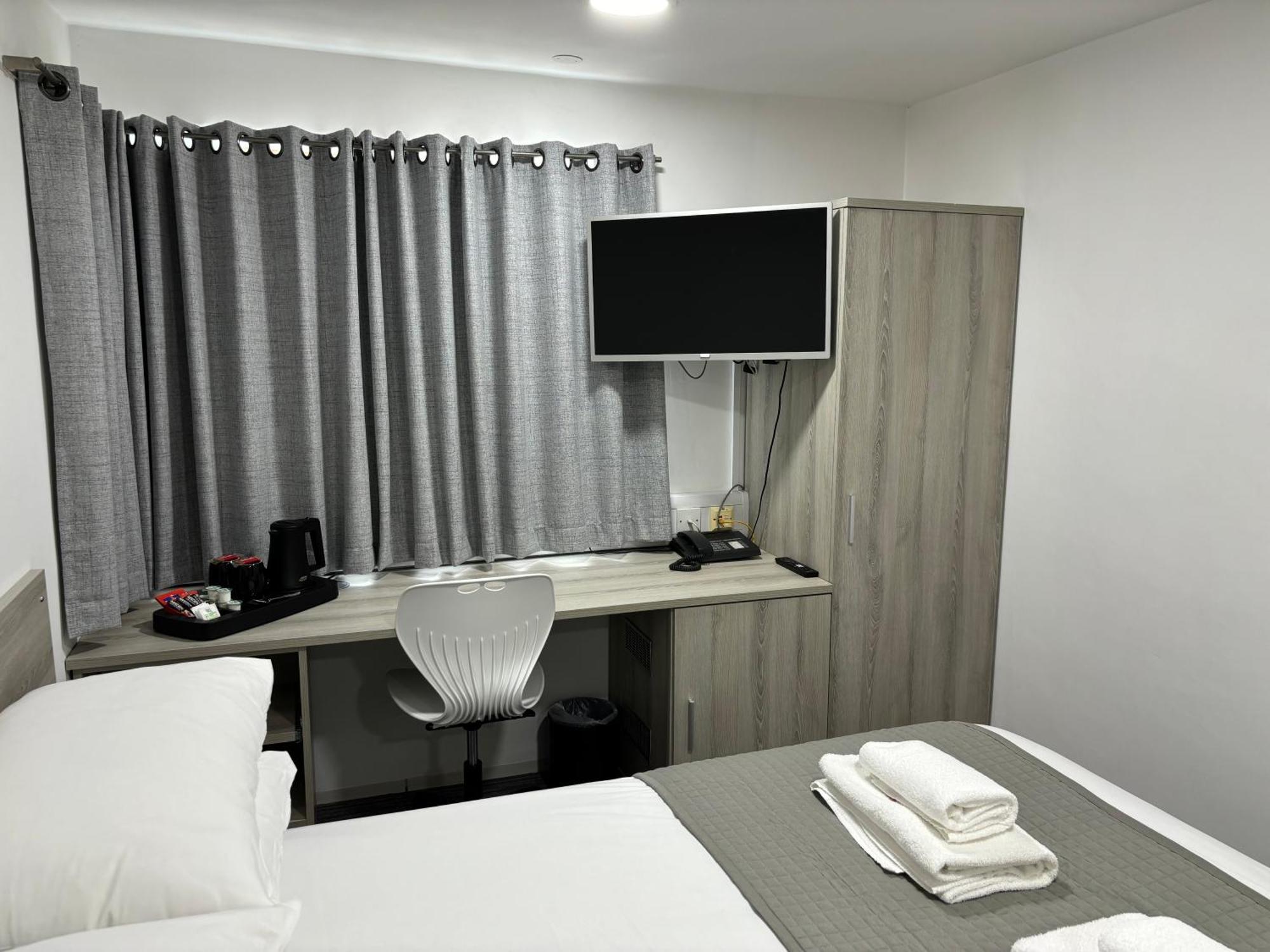 Broadview Hotel NWI Esterno foto