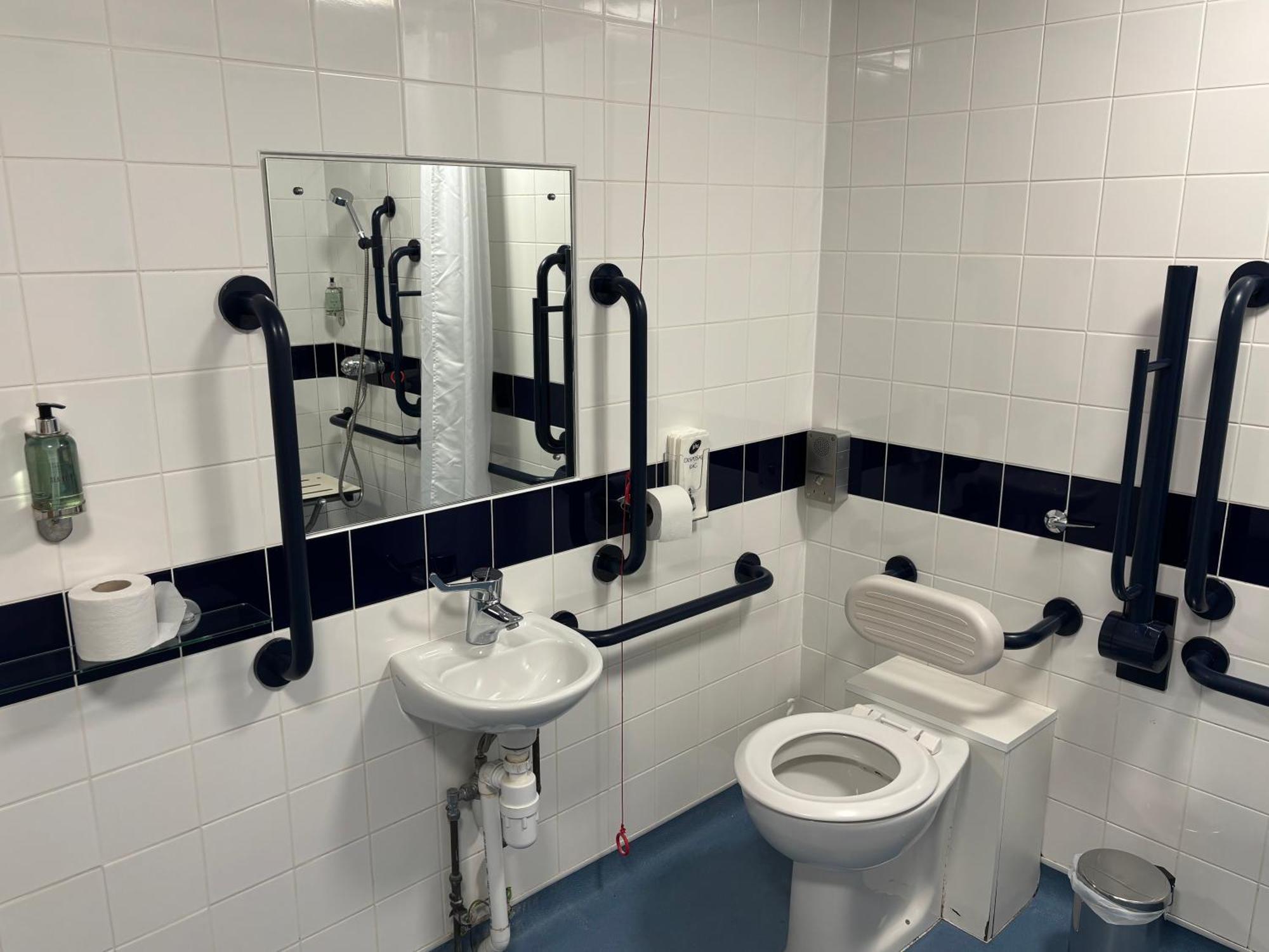 Broadview Hotel NWI Esterno foto